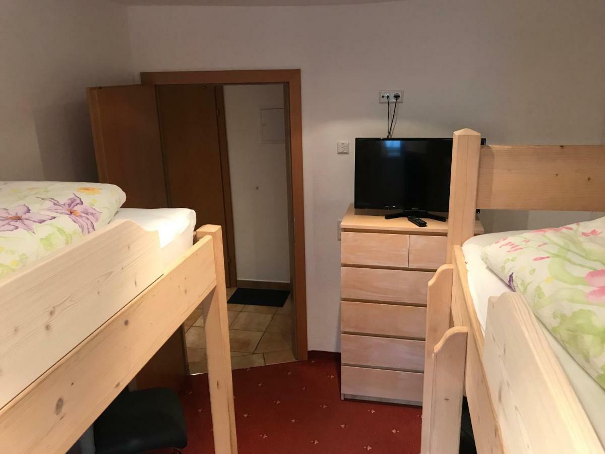 Ferienwohnung Julia Brixen im Thale Zewnętrze zdjęcie